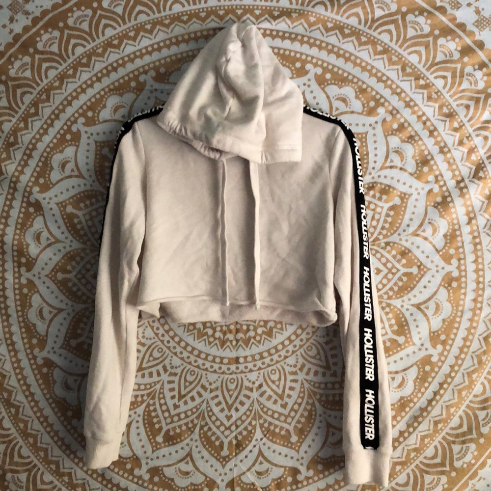 Hollister cropped sweatshirt